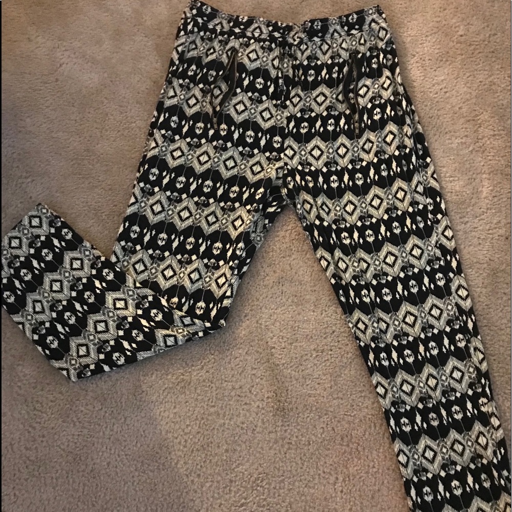Pattern jogger pant